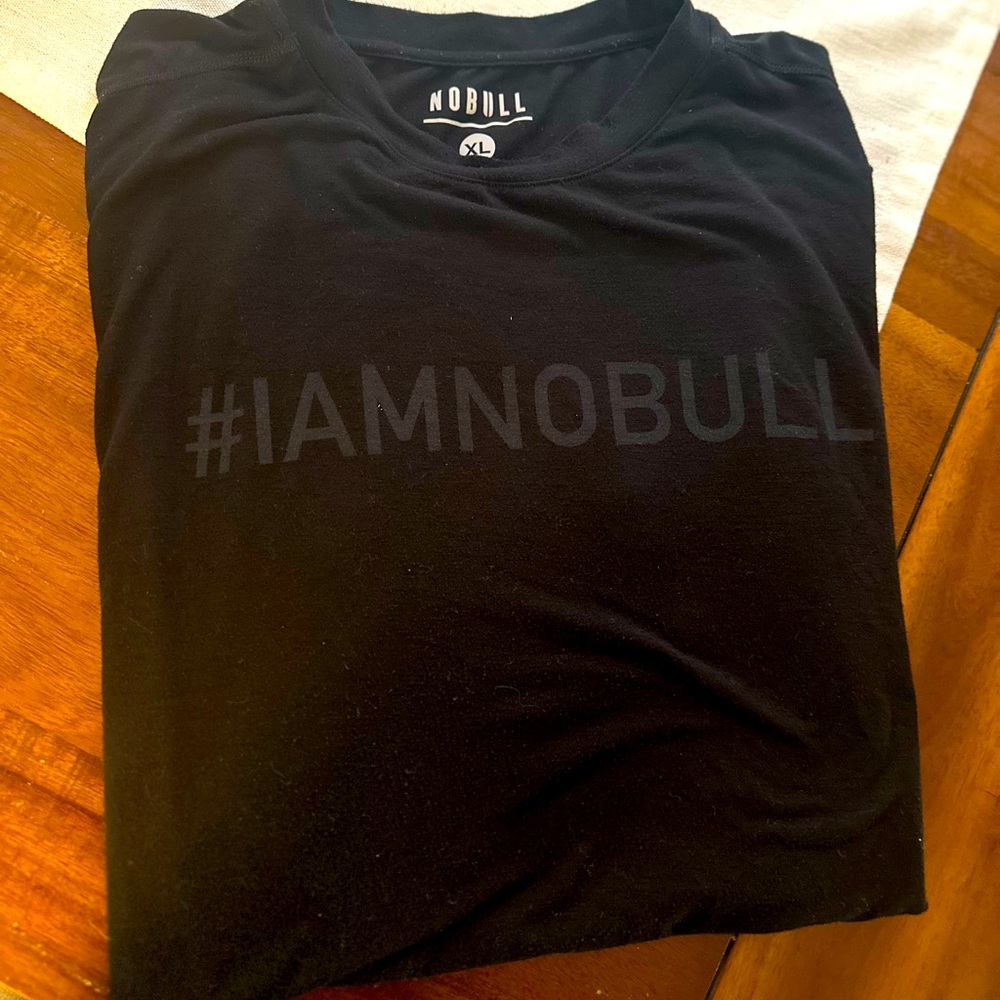 NOBULL t shirt XL